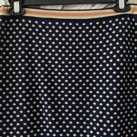 Sweater skirt - Picture 2 of 3